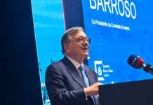 FORA DA CAIXA | CAIXA ANGOLA